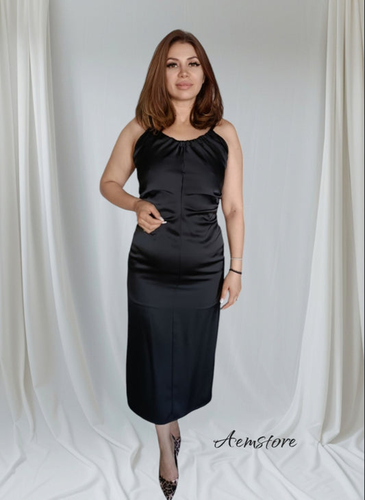Abito elegante con spacco dietro